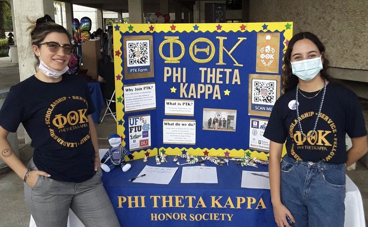 2 members hosting a PTK table